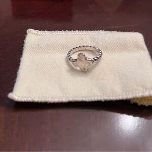 Retired James Avery Twisted Rope Texas Ring